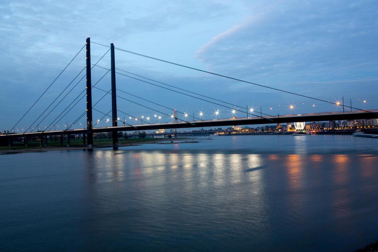 Renaissance Duesseldorf Hotel Eksteriør bilde